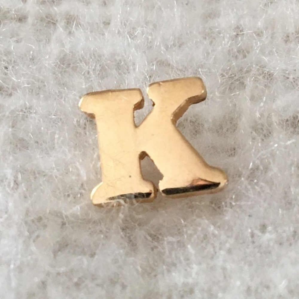 Vintage Avon Letter “K” Goldtone Pin Brooch - Picture 2 of 6